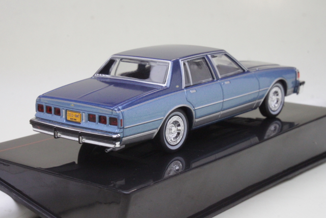 Chevrolet Caprice 1981, vaaleansininen