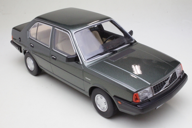 Volvo 340 1987, vihreä