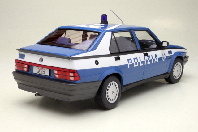 Alfa Romeo 75 1988 "Polizia"