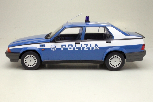Alfa Romeo 75 1988 "Polizia"