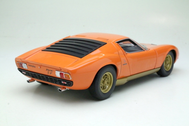 Lamborghini Miura P400 1971, oranssi