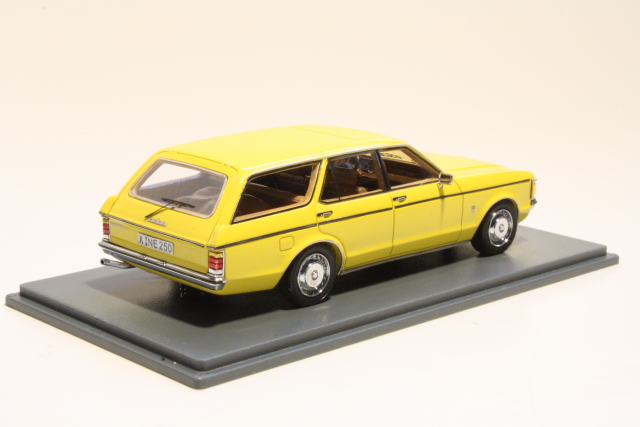 Ford Granada Mk1 Turnier 1975, yellow