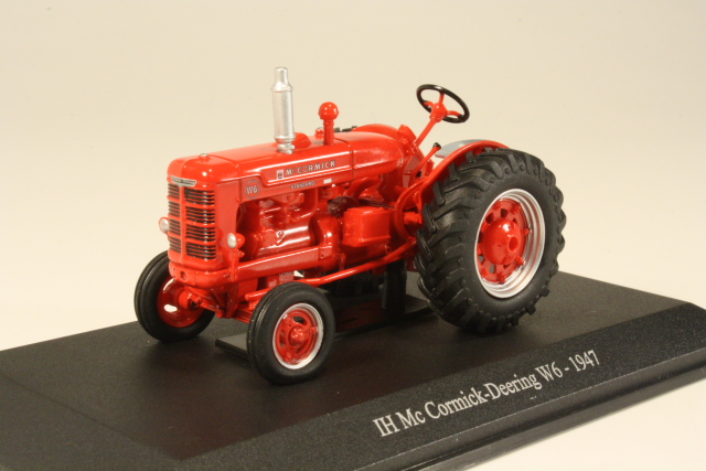 IH Mc Cormick-Deering W6 1947, punainen
