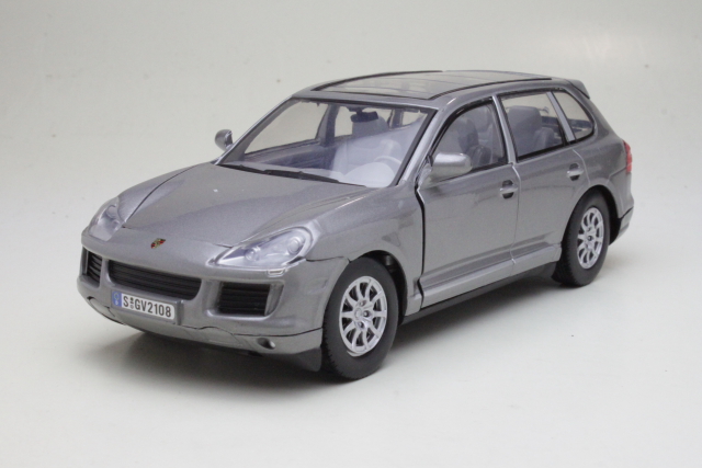 Porsche Cayenne 2008, harmaa
