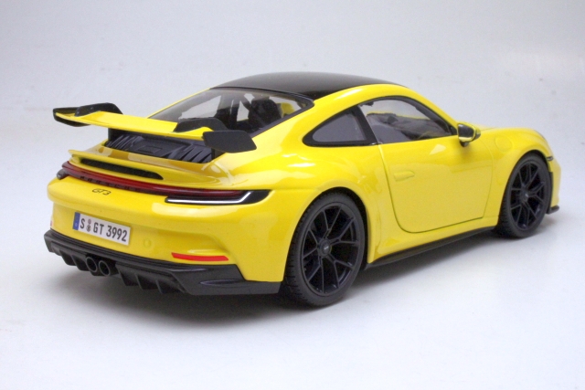 Porsche 911 (992) GT3 Coupe 2022, yellow