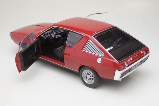 Renault R17 Mk1 1976, punainen