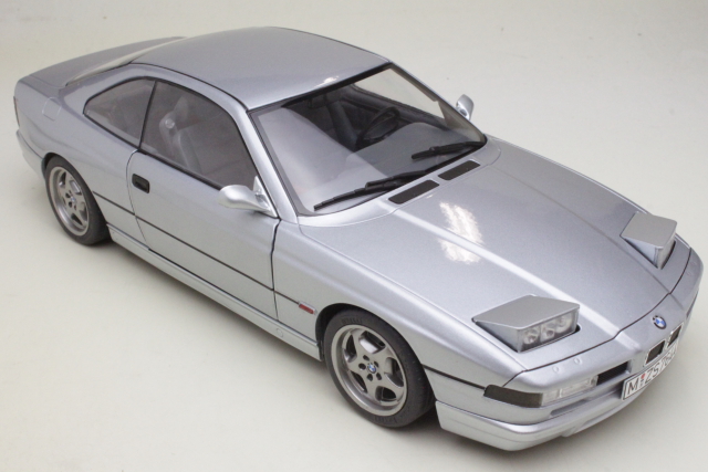BMW 850 CSi (e31) Coupe 1992, hopea
