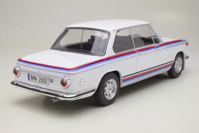 BMW 2002 Tii Turbo 1971, white