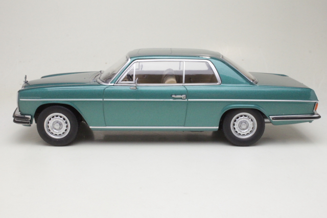 Mercedes 280C/8 (w114) Coupe 1969, vihreä