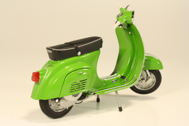 Vespa 50 Special 1972, green