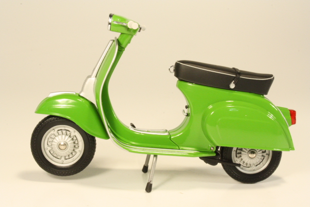 Vespa 50 Special 1972, green