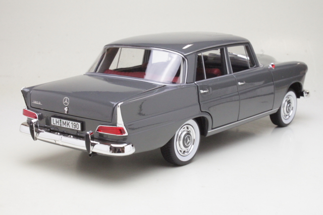Mercedes 190D (W110) 1964, harmaa