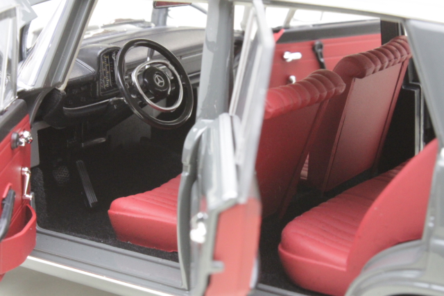 Mercedes 190D (W110) 1964, harmaa