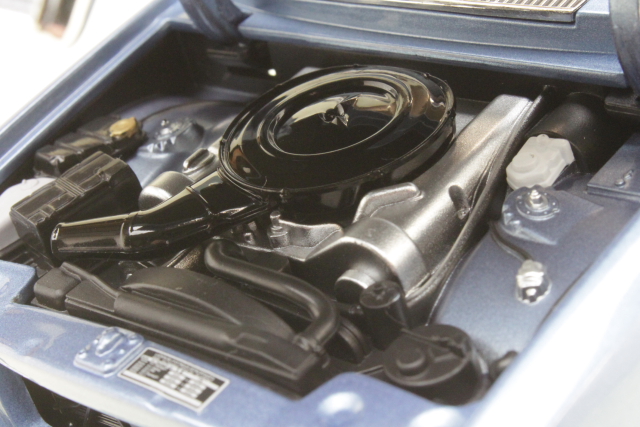 Mercedes 350SE (W116) 1973, light blue