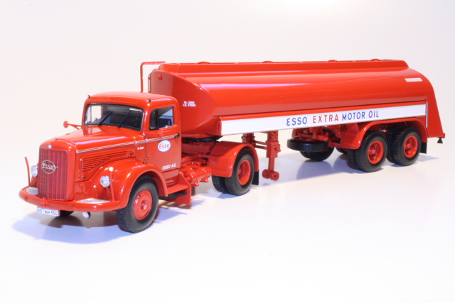 Mercedes LS315 1954 "Esso", tankkirekka