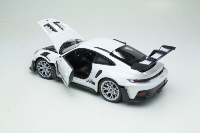 Porsche 911 (992) GT3 RS 2023, valkoinen