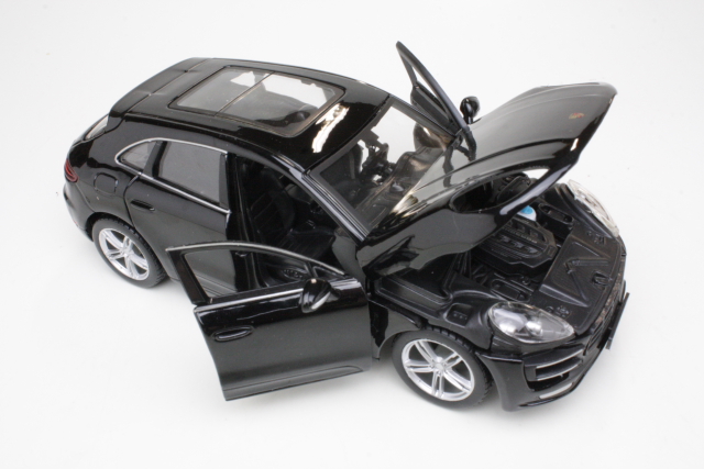 Porsche Macan Turbo 2013, black