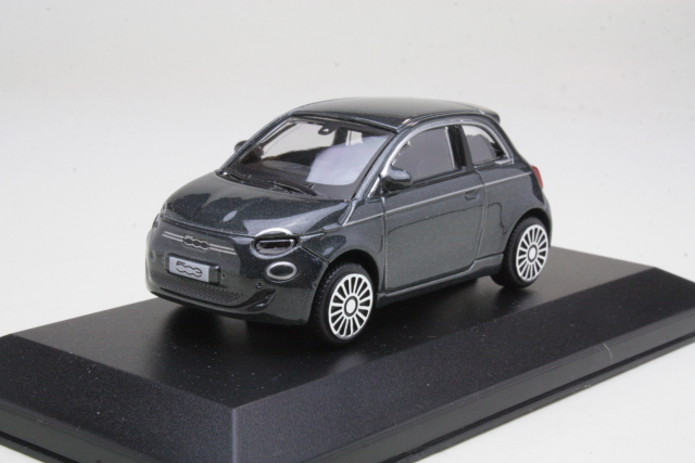 Fiat 500e 2021, tummanharmaa