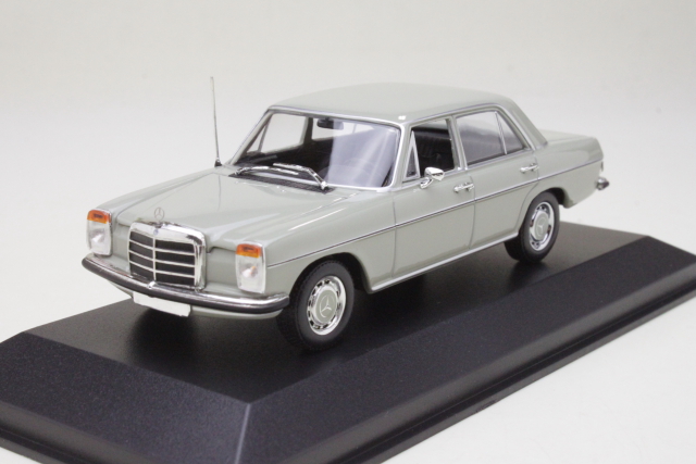Mercedes 200 (w114) 1968, vaaleanharmaa