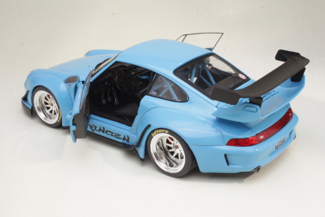 Porsche 993 (993) RWB Bodykit Shingen 2018, sininen