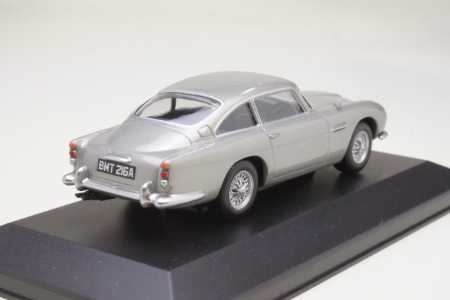 Aston Martin DB5 1963, silver