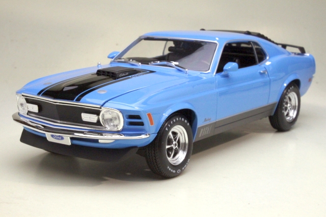 Ford Mustang Mach 1 1970, vaaleansininen