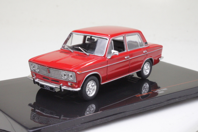 Lada 1500 1980, punainen