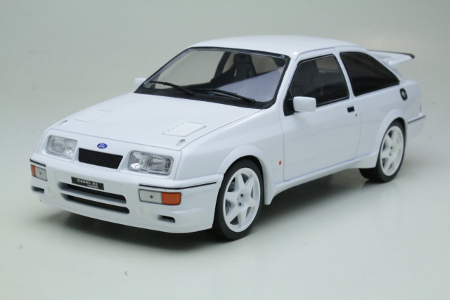 Ford Sierra RS Cosworth 1988, valkoinen
