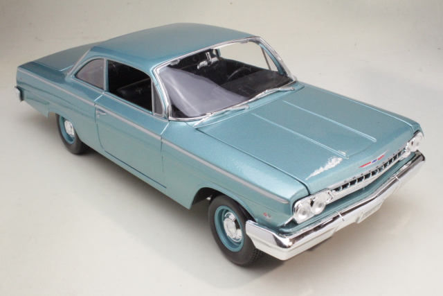 Chevrolet Bel Air 1962, sininen