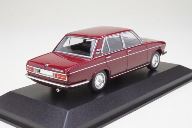 BMW 2500 (e3) 1968, red