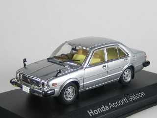 Honda Accord 1978, metallin harmaa