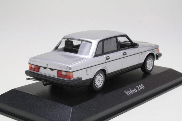 Volvo 240GL 1986, hopea