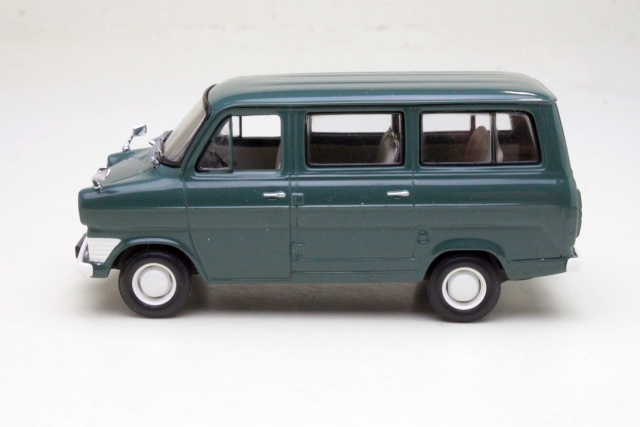 Ford Transit Bus 1965, green