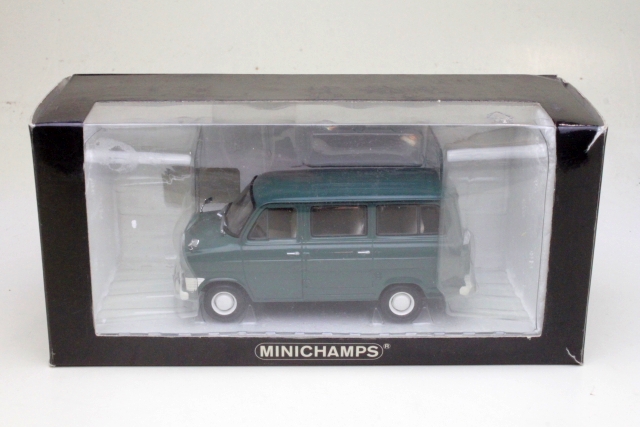 Ford Transit Bus 1965, green