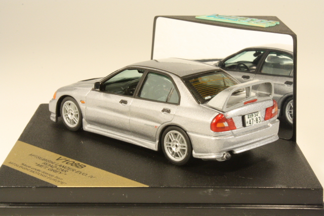 Mitsubishi Lancer Evo IV 1997, hopea - Sulje napsauttamalla kuva