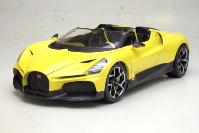 Bugatti W16 Mistral 2023, keltainen/musta