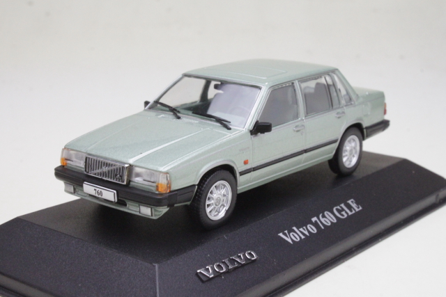 Volvo 760 GLE, light green