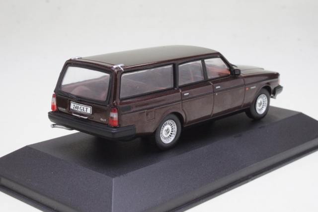 Volvo 240 GLT Break, brown