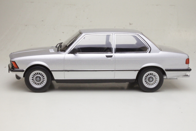 BMW 323i (e21) 1978, silver