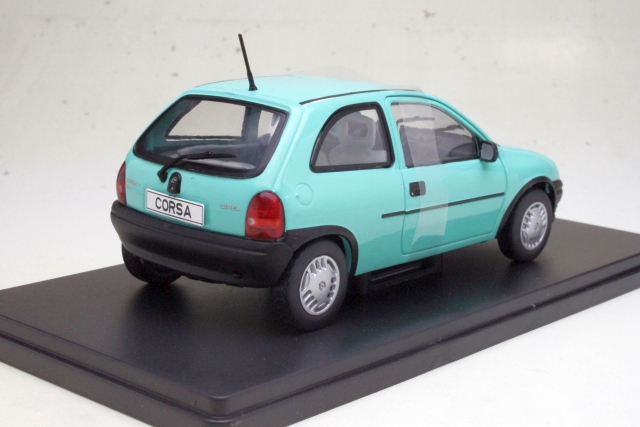 Opel Corsa B 1993, turkoosi