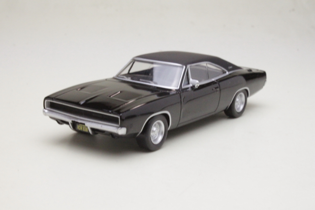 Dodge Charger 1968, musta