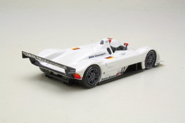 BMW 12 LMR, 6th overall 2000, JJ.Lehto/J.Muller, no.42