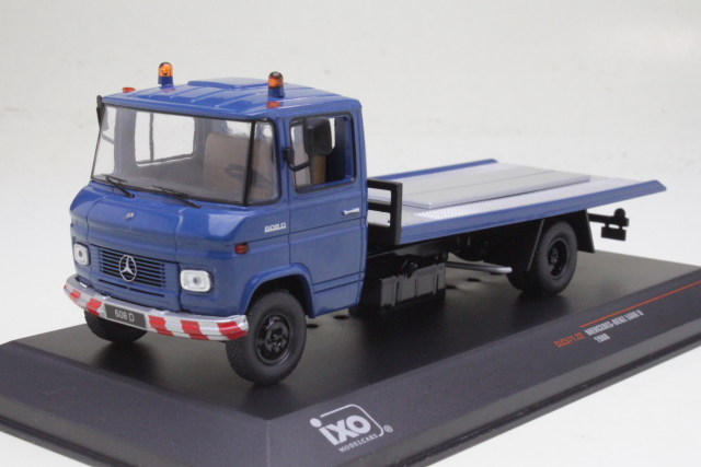 Mercedes L608D 1980, sininen