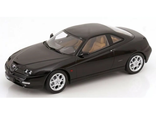 Alfa Romeo GTV 1999, musta