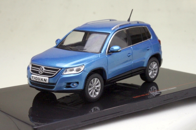 VW Tiguan 2007, sininen