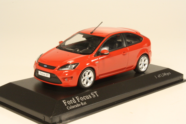 Ford Focus ST 2009, red