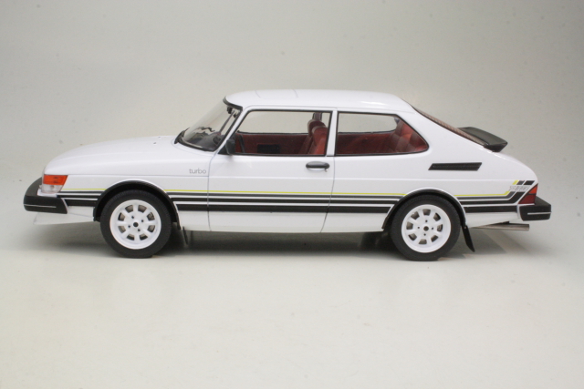 Saab 900 Turbo 1981, valkoinen