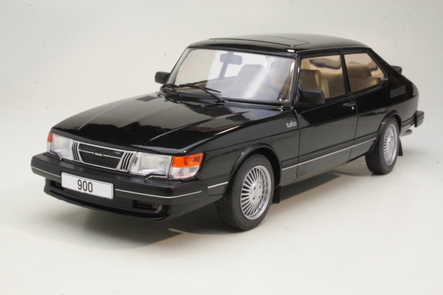 Saab 900 Turbo 1981, musta