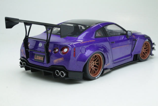 Nissan GT-R (R35) Liberty Walk Body Kit 2.0 2022, violetti