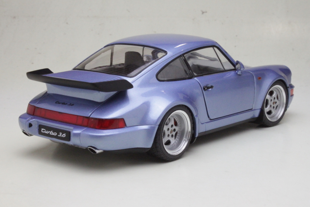 Porsche 911 (964) Turbo Coupe 1990, vaaleansininen